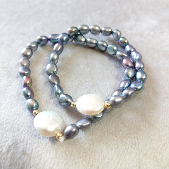 BohemianMermaid Jewelry - 💎NEW💎 FRESHWATER BAROQUE PEARL BRACELET